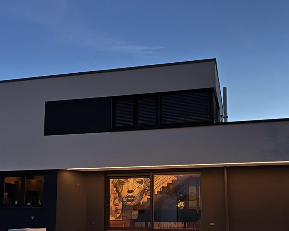 46548ef5-be50-4d2b-8f2d-e0a60644438a